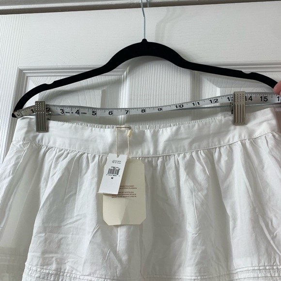 Doen c Gap eyelet skirt - Picture 8 of 9